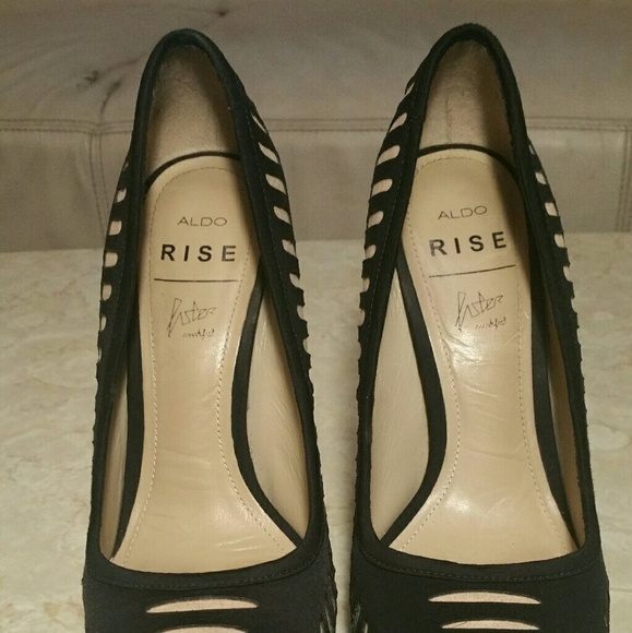 ALDO Cregger Rise High Heel Platform Pumps - Picture 3 of 7